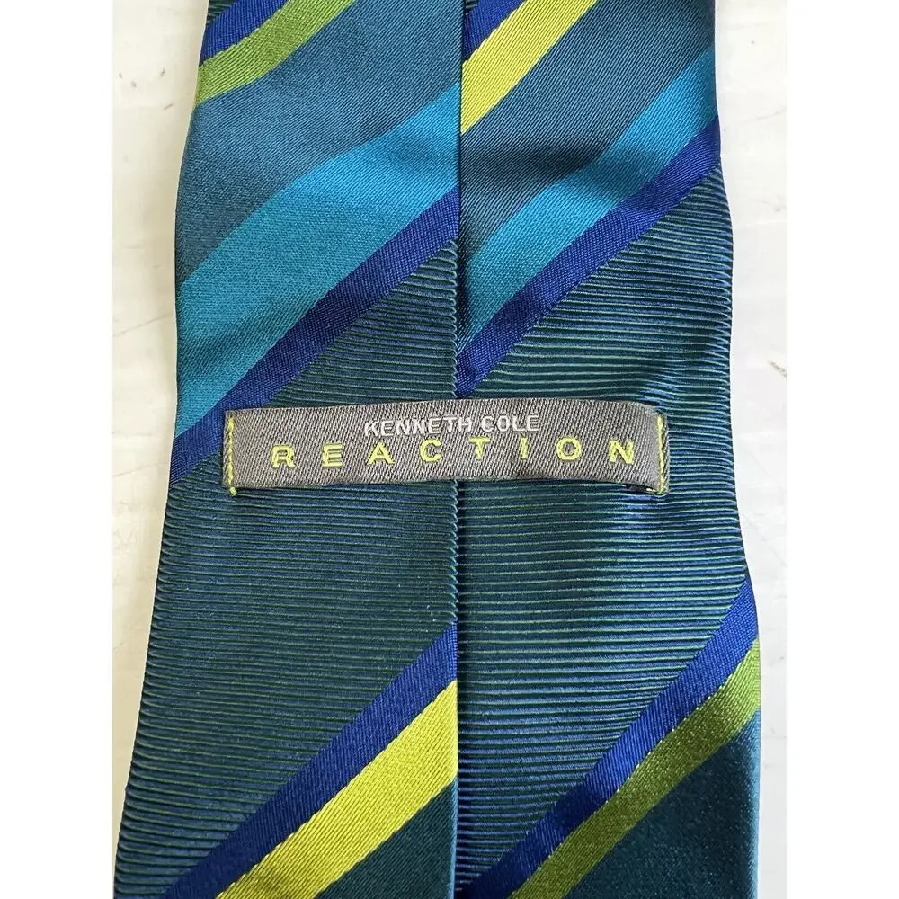 Kenneth Cole Reaction Silk Tie 3.5